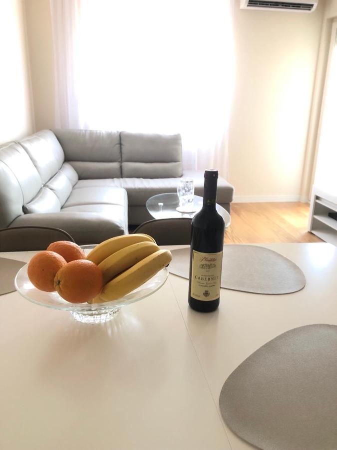 Sunshineliving, Bar公寓 外观 照片